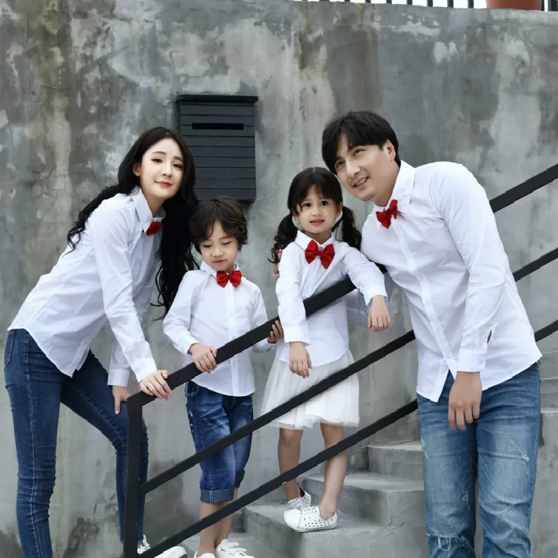 

2019 New Family Matching Outfits White Shirt Father Mother Boys Girls Long Sleeve T-Shirt Daughter Blouse Clothes Tops Red bow