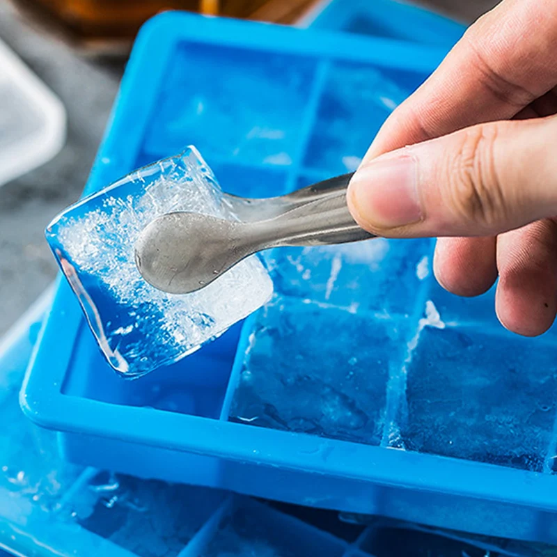 Silicone Ice Mold Big Ice Cube Maker Reusable Silicone Chocolate Ice Mold Ice Cube Tray with Lid Whisky Bar Kitchen Accessories (8)