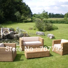 Дизайн мебель из ротанга в старом стиле