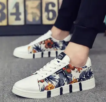 

2019 Fashion mens printing casual shoes Outdoor Canvas Casual Lace-Up Shoes Lazy Shoes Breathable Sneakers chaussures homme