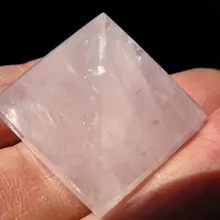 По акции из натурального розового пирамида из кристалла кварца 27-30 мм