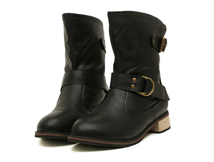 short flat heel boots
