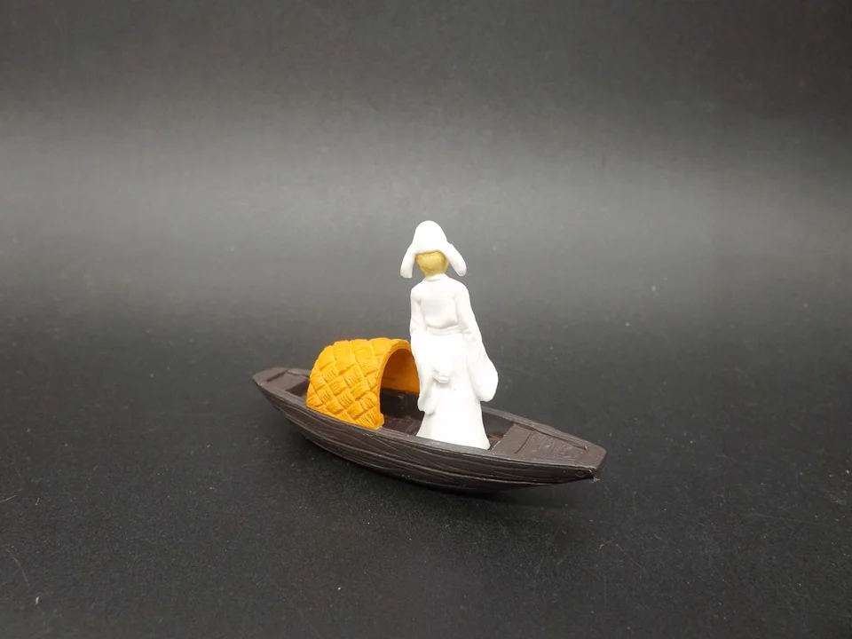 Tiny-F018-Poet (7)