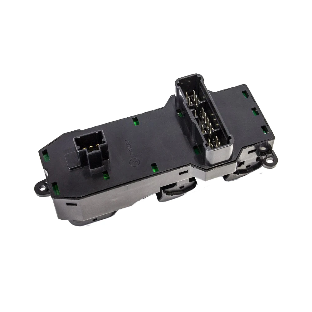 35750-SEL-P11-Lewis (6)