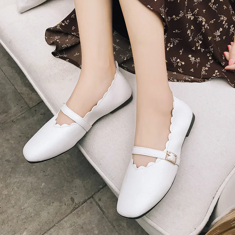 

Women Flats Mary Janes Slip-on Flat Shoes White Boat Shoes Buckle Woman Shoes Ballet Flats Comfortable Sneakers Spring 6929