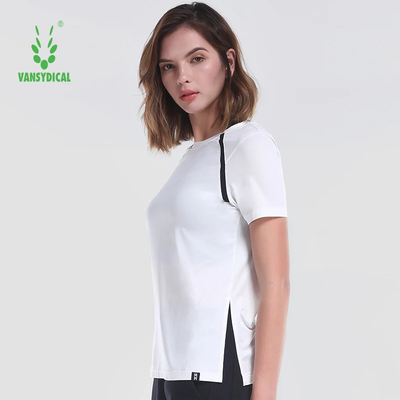 

Women Running T-Shirts Short Sleeve Yoga Fitness Tees Quick Dry Badminton Training Shirts