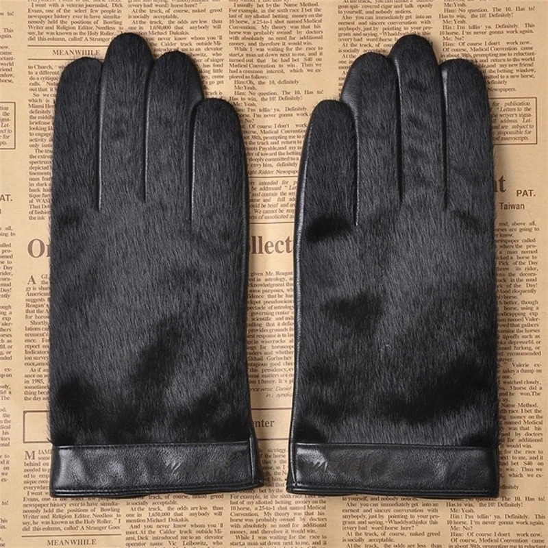 NEW 2017 Men Genuine Leather Gloves Fashion Black Fur Sheepskin Gloves Autumn Winter Plus Thermal Velvet Driving Gloves M030NC