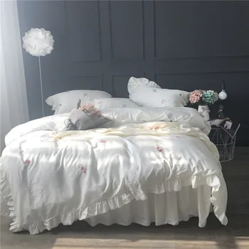 

100% Egyptian cotton Embroidery Bedding Set white Bedding Duvet Cover Sets Queen King Size 4PCS Bedclothes