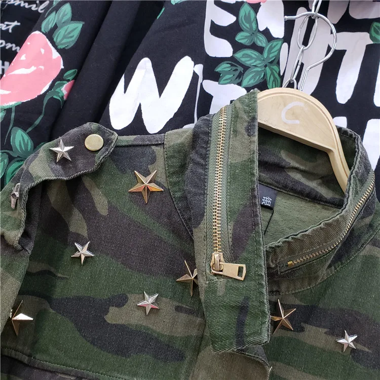 Новинка, Женская камуфляжная куртка с заклепками, Chaquetas Mujer, осенние куртки, пальто, Новое поступление, Женская винтажная куртка