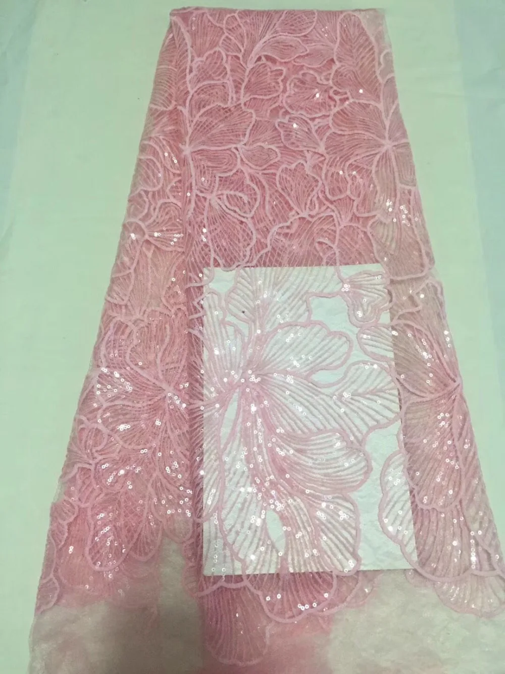 

2018 New French Net Lace Fabric With 3 D Flowers For Wedding Pink Sky Blue Light Pink Sequins Embroidery African Lace Fabric