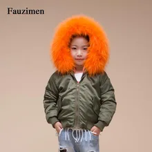 Детское зимнее пальто высокого качества для мальчиков и девочек, Толстая теплая куртка-бомбер с капюшоном и отстегивающимся воротником из меха енота, парка