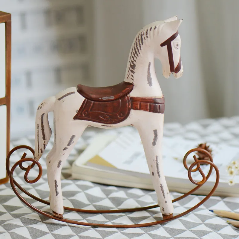 

Northern Europe Trojan Figurines Home desktop decoration Wood iron Retro Rocking Horse Crafts Gifts