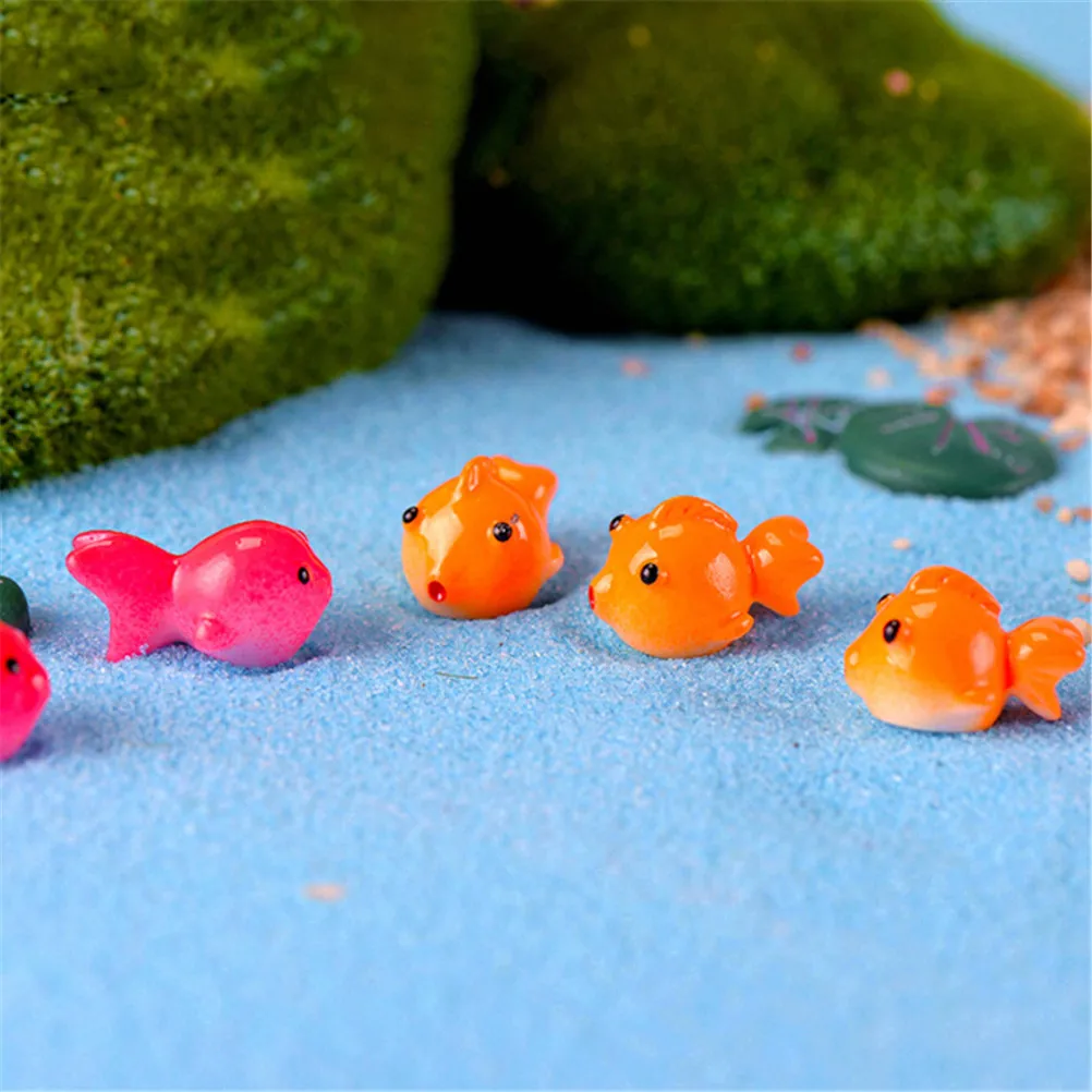

1/2pcs Simulation Fish Miniature Garden Figurine Accessories Decor Fairy Goldfish Craft Bonsai Toy 2*1.3cm