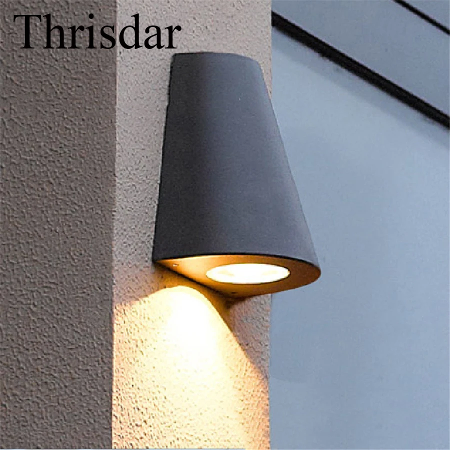 

Thrisdar 5W 10W Outdoor Garden Porch Wall Light IP65 Waterproof Retro Up Down Wall Sconce Lamps For Home Garden Corridor