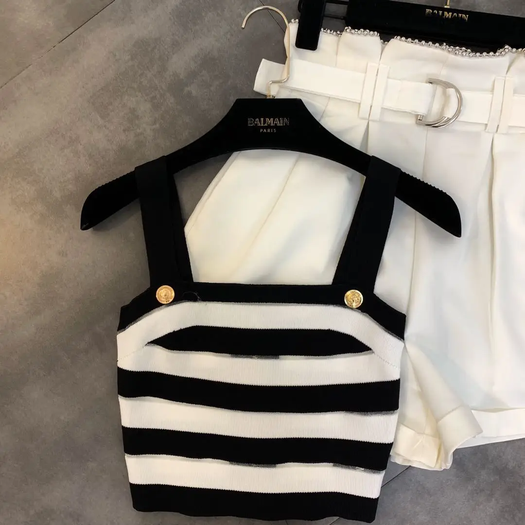 

2019 summer new black and white color matching striped short small perspective ice silk knit vest