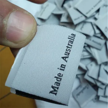 

1000PCS Custom Damask polyester clothing tags center fold white Neck woven label 5 * 3 cm