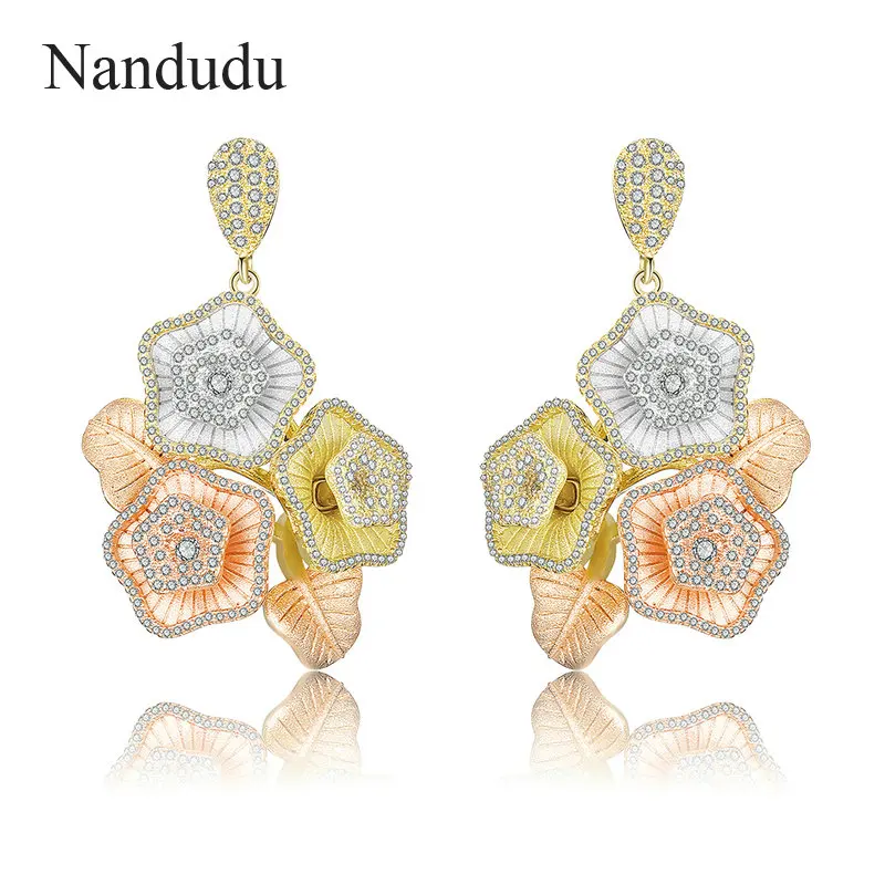 

Nandudu New Luxury Blossom Flowers Dangle Earrings for Women Wedding Party Jewelry Accessory Drop Brincos Cubic Zircon CE527