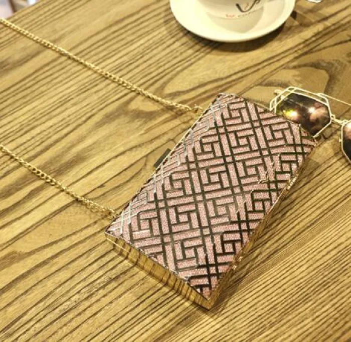 HTB11ueBcwaTBuNjSszfq6xgfpXaz