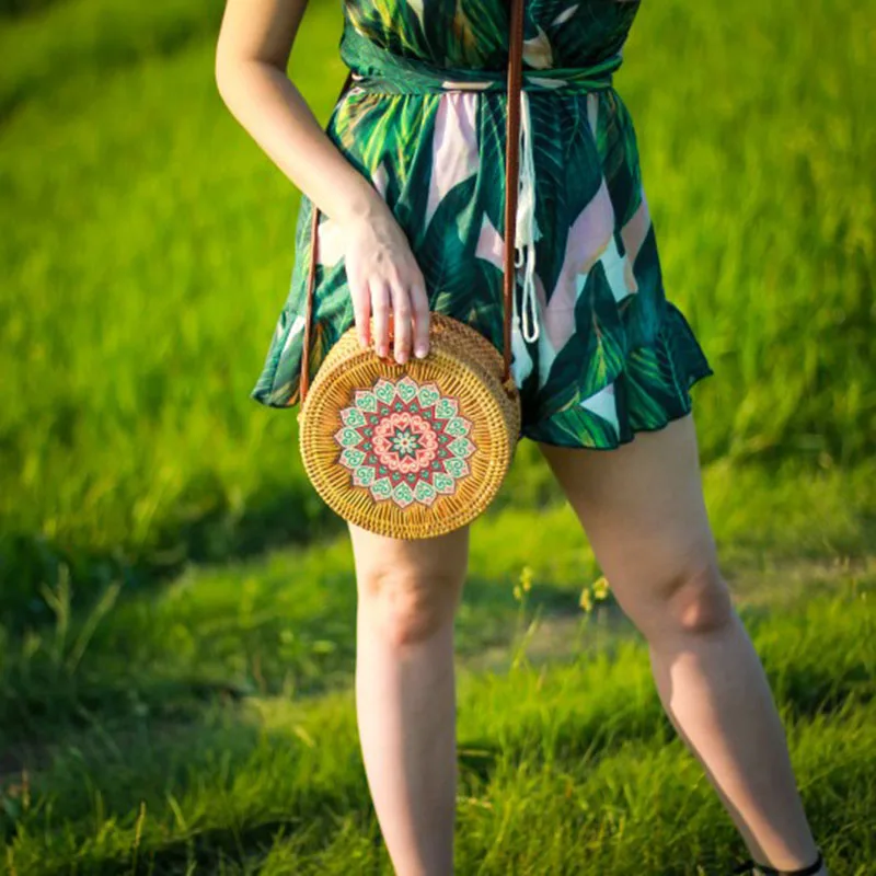 

Bali Vintage Handmade Crossbody Leather Bag Round Beach Bag Circle Rattan Bag Handbag Bohemian Messenger Shoulder Bag OC367