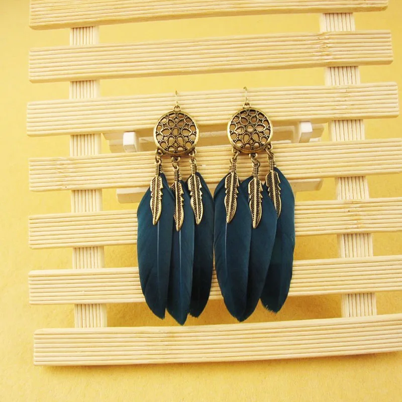 Распродажа, 1 пара, Висячие Винтажные серьги в форме Ловца листьев с перьями для женщин, серьги в богемном стиле, женские этнические индийские украшения - Окраска металла: Blue