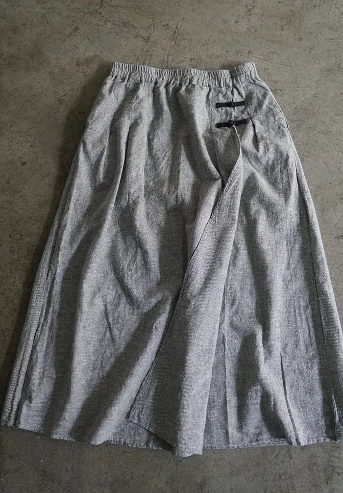 Black gray striped Johnature, женские хлопковые льняные полосатые юбки, винтажные, с эластичной резинкой на талии, весна, новинка, на пуговицах, повседневные женские свободные прямые юбки - Цвет: Black gray striped