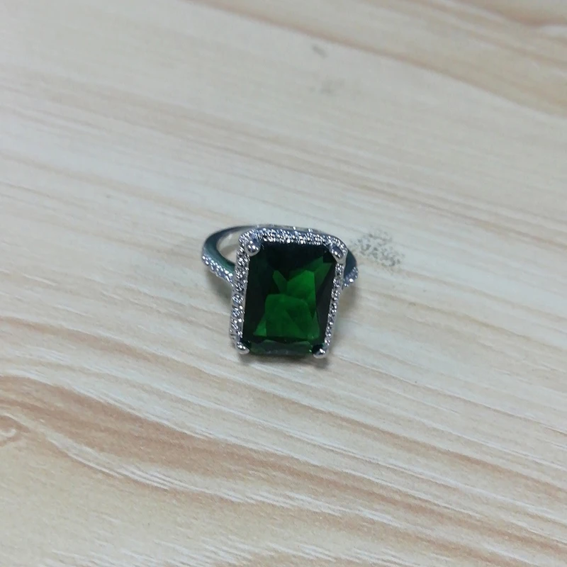 Большие кольца с зеленым квадратным камнем для женщин, кольцо с австрийским кристаллом и кубическим цирконием, вечерние кольца L3C146