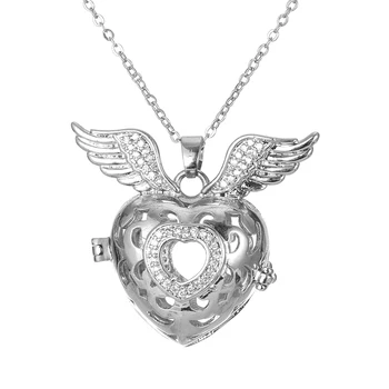 

Wax inlaid zircon Vacuum plating the wings hollow pattern hollow pattern incense essential oil diffusion pendant Chain included