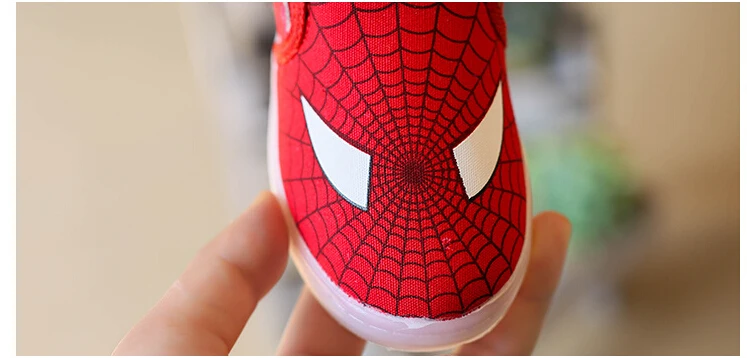 kids led shoes (76)