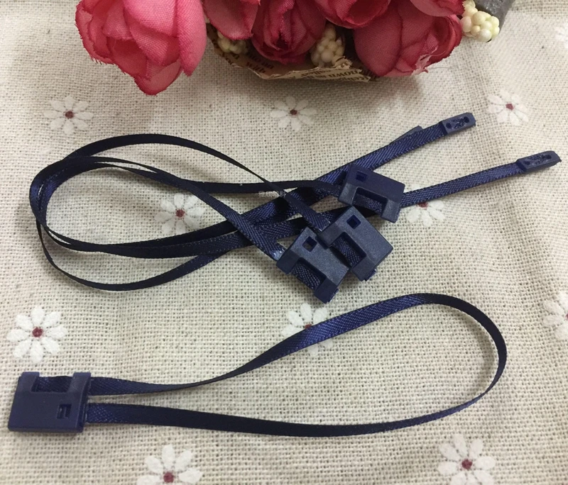 

500pcs/lot High Class Quality Satin Tape String Lock Universal Plastic Tag Garment Clothing Hang Tag