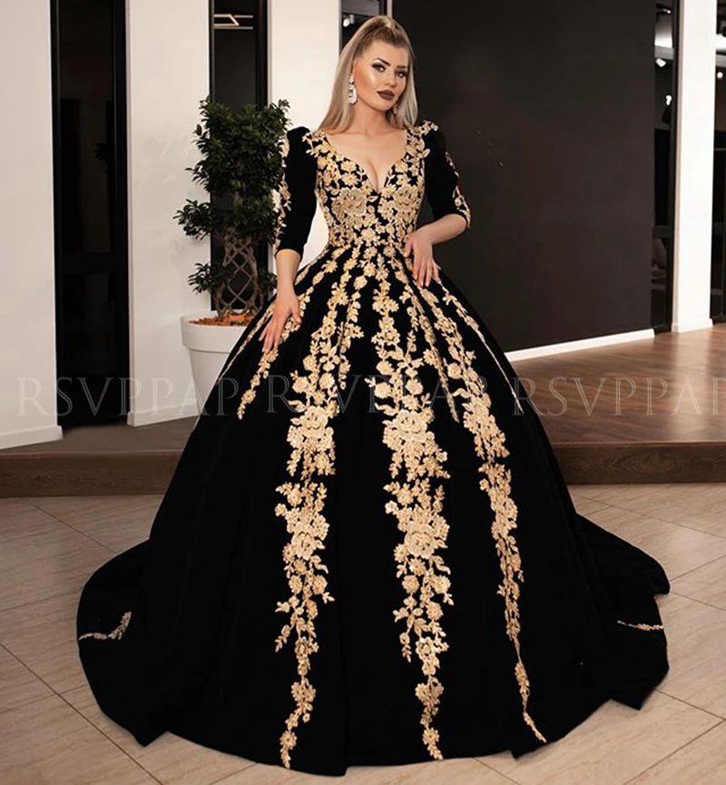 Long Evening Dresses Gorgeous Ball Gown 3/4 Long Sleeve V-neck Arabic Gold Lace Velvet Black Women Formal Evening Gowns