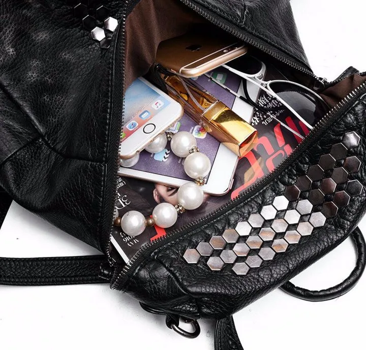 Rdywbu High Quality Star Backpack Wash Water PU Leather Travel Bag Women Leisure Rivets Girl Large Capacity Stud Schoolbag H104