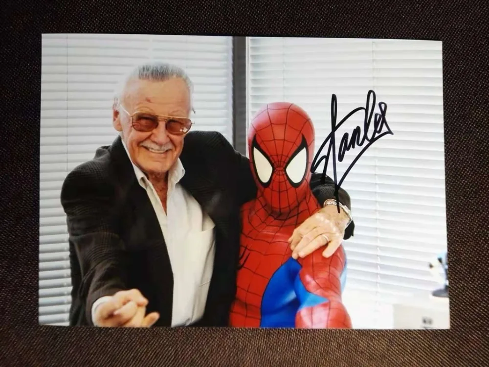 

hand signed Stan Lee autographed original photo 7 inches collection free shipping 2018J