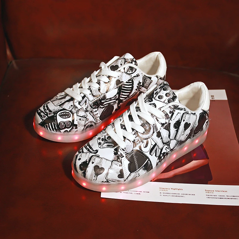 

USB Charge Children Shoes 11 Models Colorful LED Lights Fashion Boys/Girls Kids Sneakers Casual Sports Shoes for Adult & Child