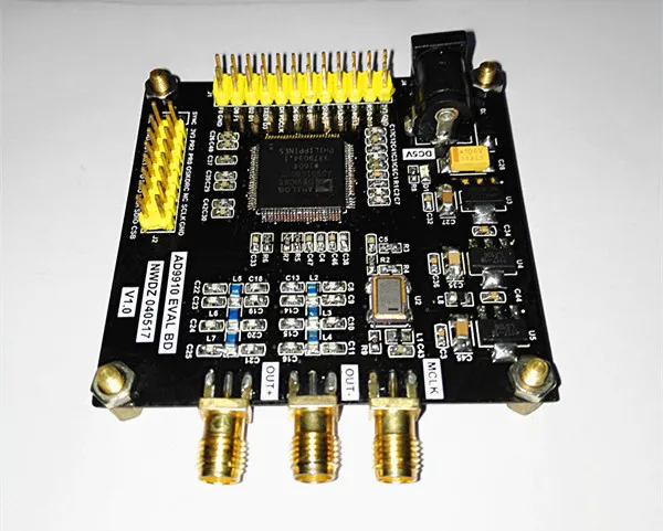 

AD9910 1G DDS Sampling 420Mz Signal Generator Phase Amplitude Programmable High Flatness