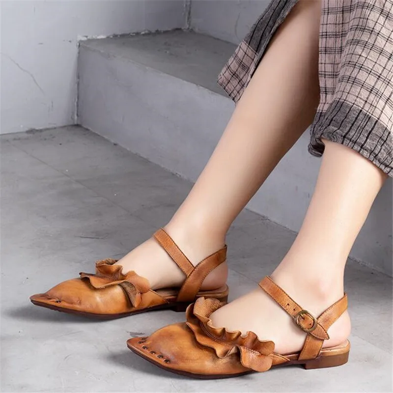 Для женщин Лето г. пояса из натуральной кожи обувь на низком каблуке женские ручной работы цветок сандалии для девочек T59622-13