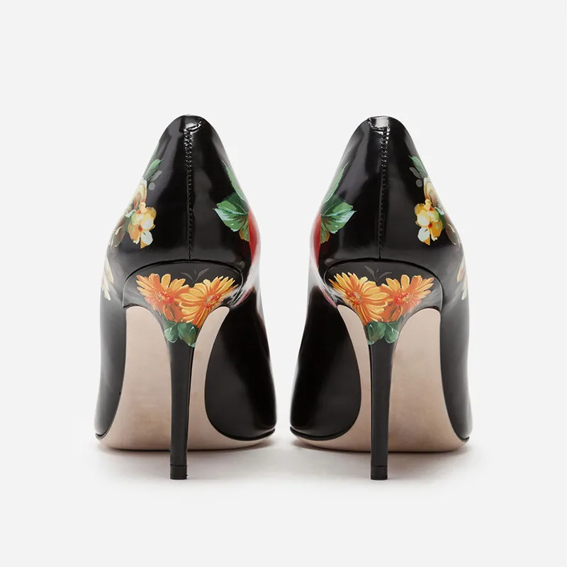 Zapatos mujer; Весенние Свадебные туфли; женские модельные туфли-лодочки на шпильке с принтом розы; женские туфли из черной кожи на высоком каблуке со стразами