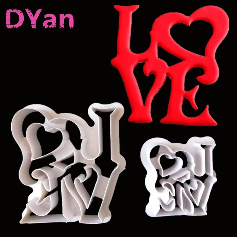 

New 2pcs Love Fondant Cake Printing Die-Cutting Mold Biscuit Mold Kitchen Cake Baking Decoration Tool A1552