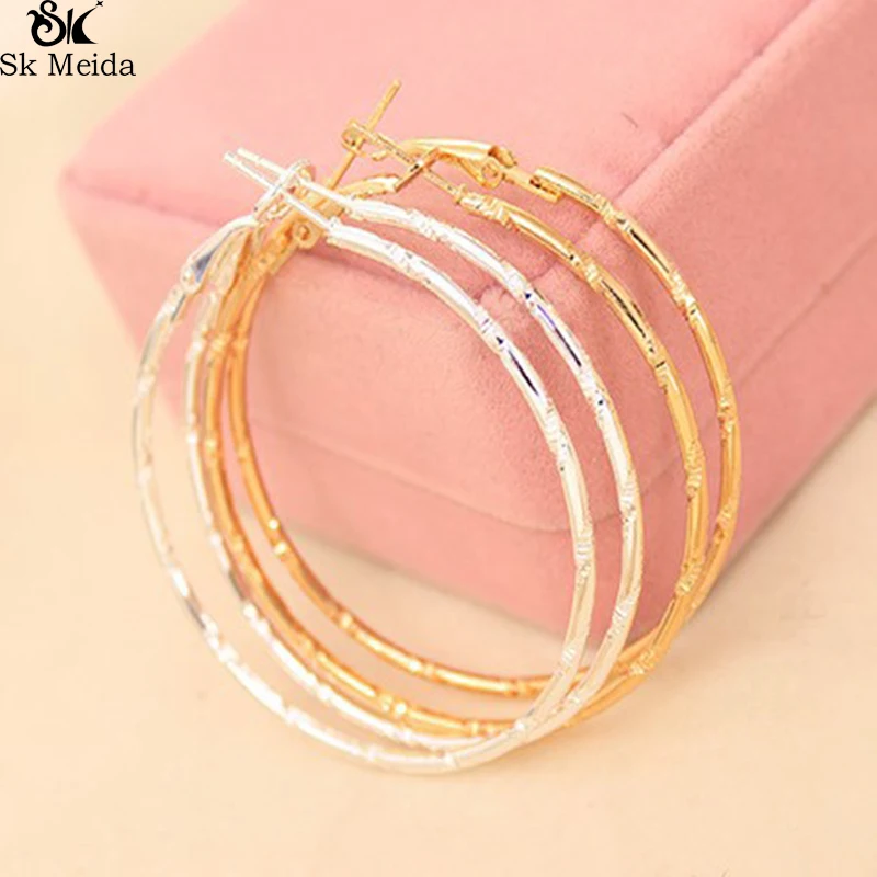 

Big Circle Earrings for Women Hollow Circle Pattern Earrings Atmosphere Simple Individual Earrings Female Hoop Earrings E-74