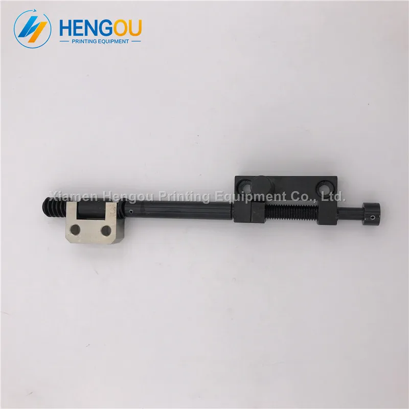 

2 PCS Hengoucn SM102 machine adjust worm gear Hengoucn SM102 parts length 22cm
