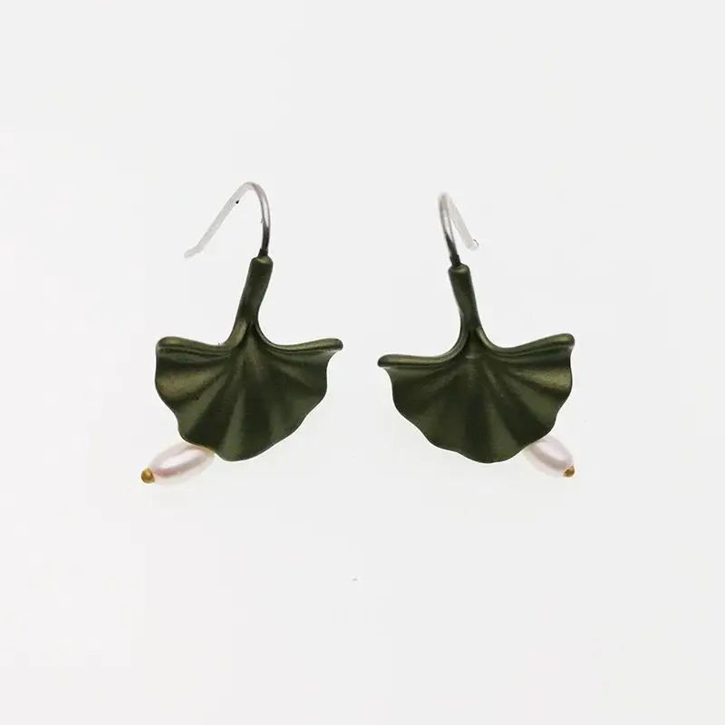 

Amybaby 2017 Handmade Gold Patinaed Over Bronze Ginkgo Leaf Freshwater Pearls Womens Vintage Stud Earring Jewelry
