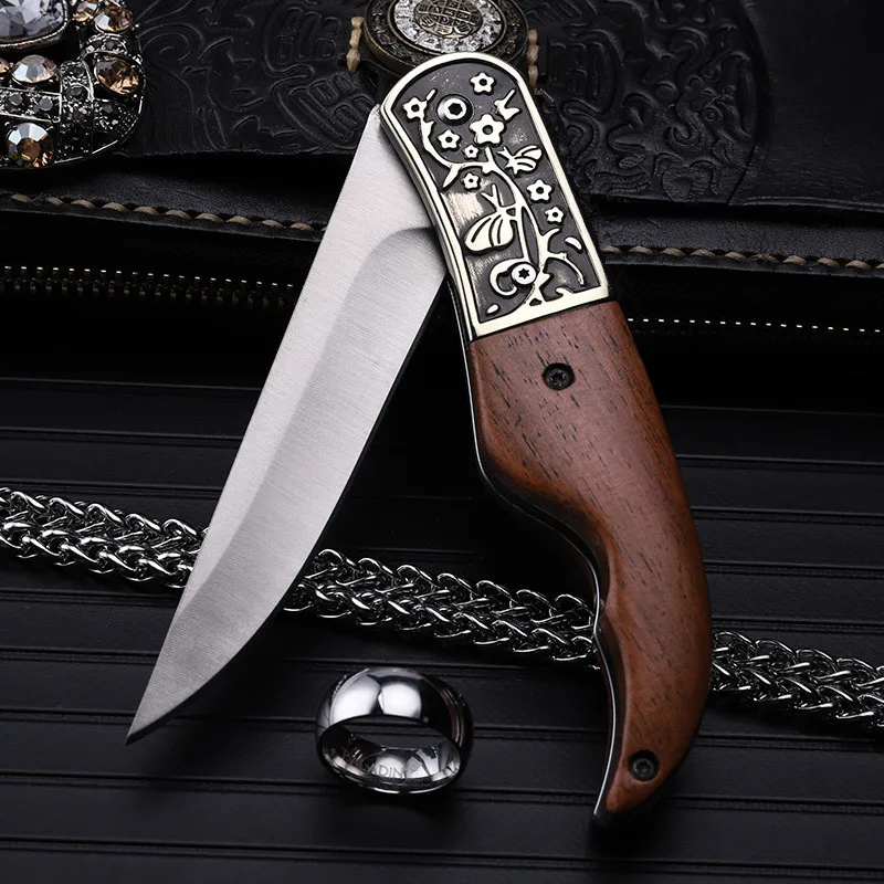2016 high quality outdoor folding knife self-defense wilderness survival with high hardness knife wild fruit knife plum blossom