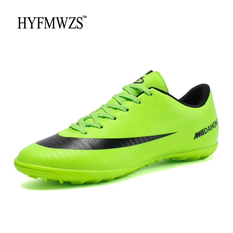 HYFMWZS красовки футбольные бутсы сверхтонкие мужские Нескользящие TF детские футбольные бутсы Дышащие футбольные бутсы Большие размеры 33-44 - Цвет: Green