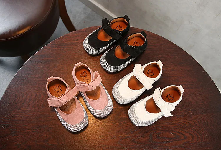 Демисезонный новый маленький для маленьких девочек со стразами детская обувь для девочек обувь для принцессы детская обувь мягкой подошве