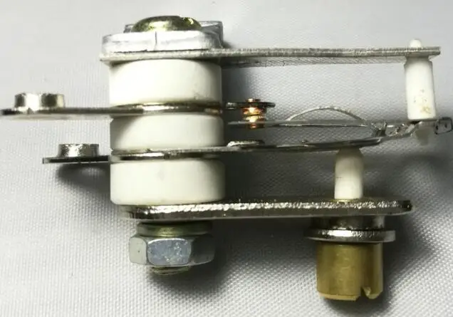 i4