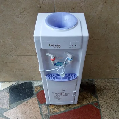Hot and Cold Drink Machine Electric Cooling Heater Drink Water Dispenser Desktop Energy Saving Household Water Boiler