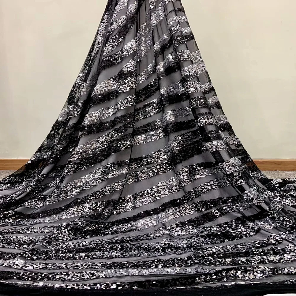 

2019 Latest Black Nigerian French Net Laces With Sequins High Quality African Mesh Lace Fabrics 5Yards For Party Wedding A1812