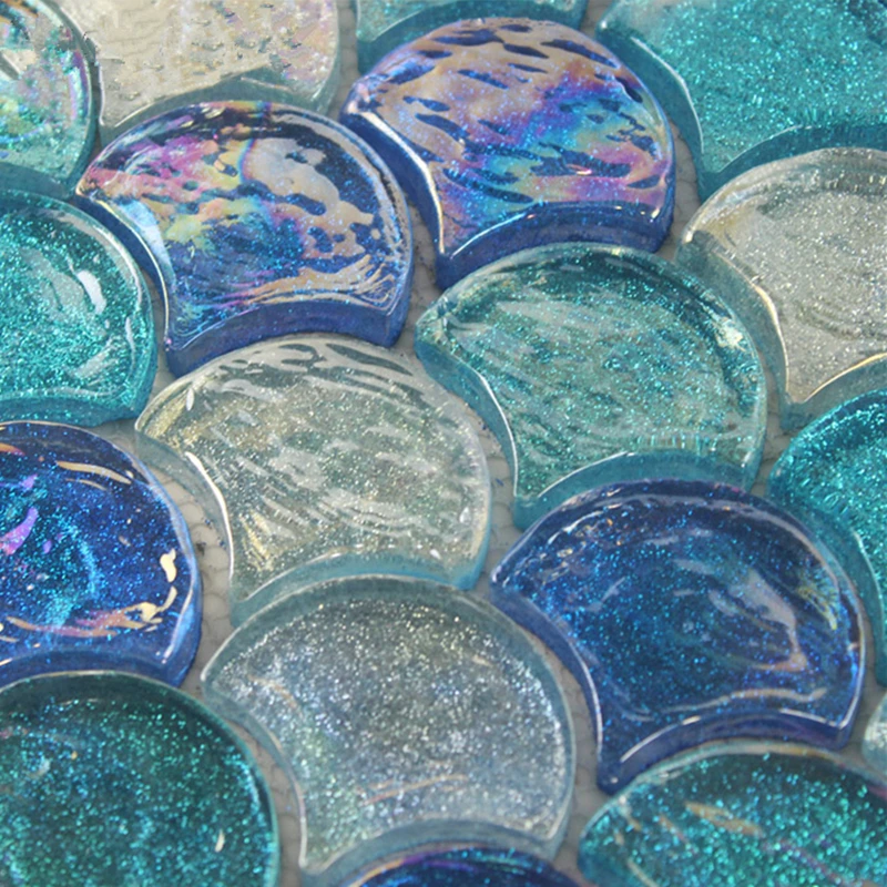 Glass glaze. Стеклянная птица. Glas art керамика яблоко. Glass glaze. Silver glass reflection.