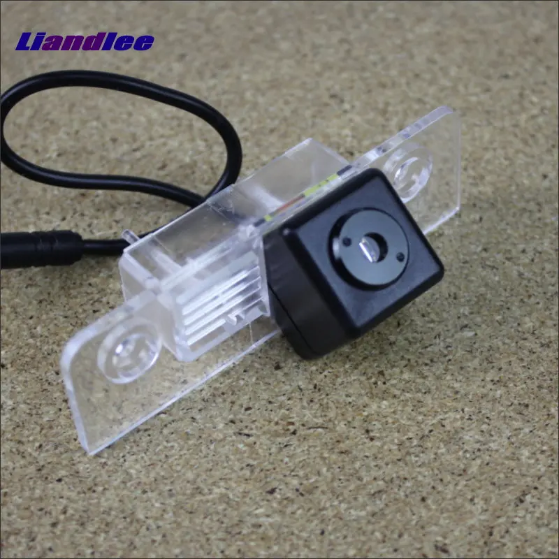 

Liandlee Anti Collision Laser Lights For Ford Taurus 2008~2014 Car Prevent Mist Fog Lamps Anti Haze Warning Rear Light