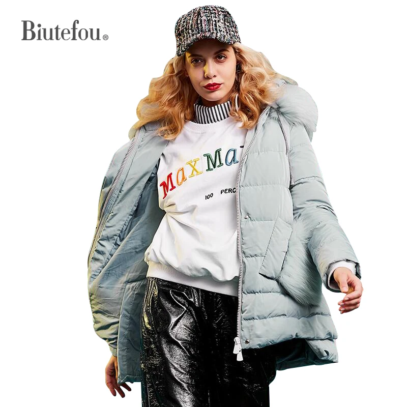 

2020 Winter fashion solid color fur collar warm down coats women long white duck down hooded coats