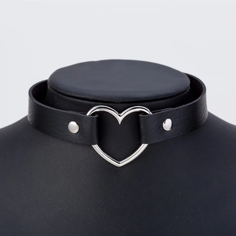 

New Punk Fashion Love Heart Leather Women Choker Necklaces Women Jewelry